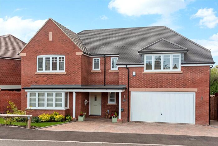 5 Bedroom Detached House For Sale In Deerhurst Gardens, Welford On Avon, Warwickshire, CV37