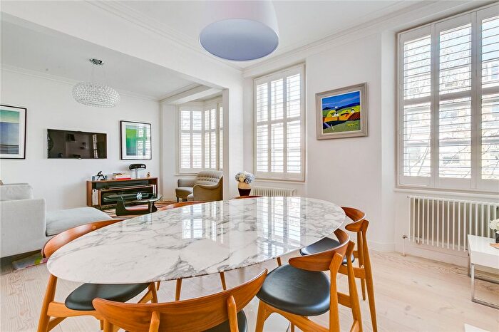 4 Bedroom Flat To Rent In Old Brompton Road, Earls Court, SW5