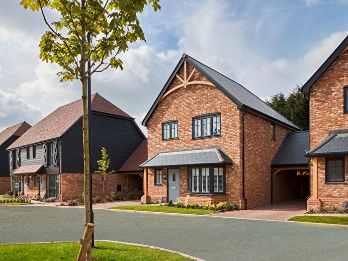 3 Bedroom Detached House For Sale In Hermitage Lane, Maidstone, ME16