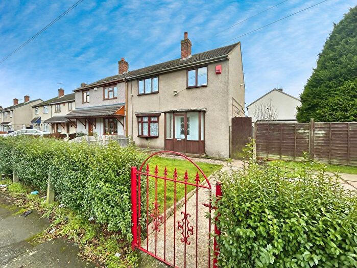 3 Bedroom Semi Detached House To Rent In Elizabeth Avenue, Bilston, WV14