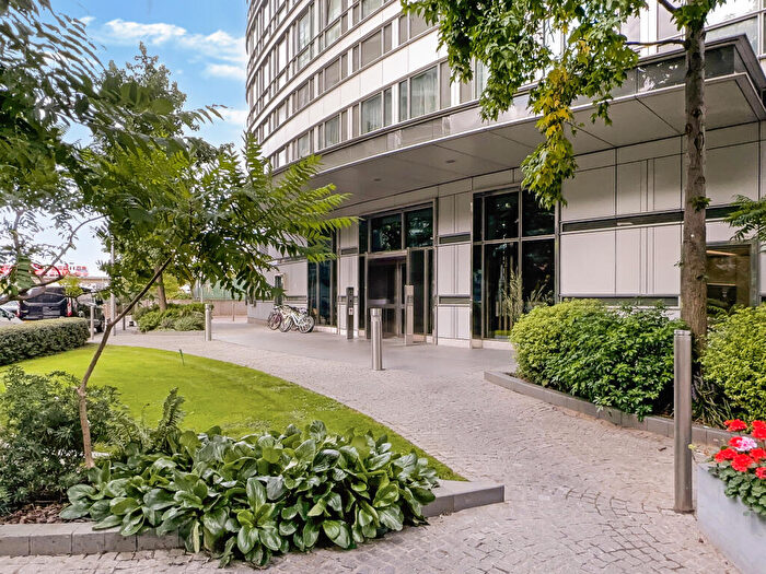 Studio For Sale In Fairmont Avenue, E14