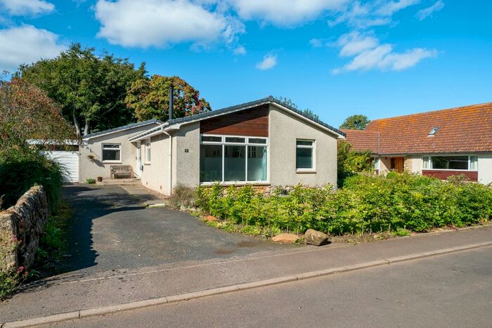 3 Bedroom Detached House For Sale In Backstile, Kingsbarns, KY16