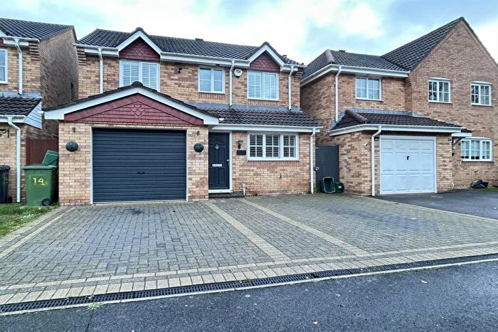 3 Bedroom Detached House To Rent In Beggarwood, Basingstoke, RG22