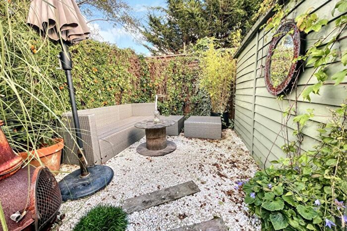 2 Bedroom Flat For Sale In Bournemouth, BH9