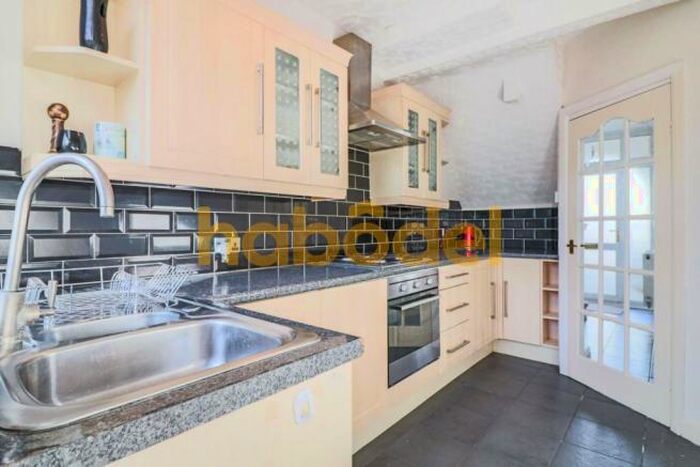 3 Bedroom Terraced House To Rent In Chapman Road, Cleethorpes, DN35