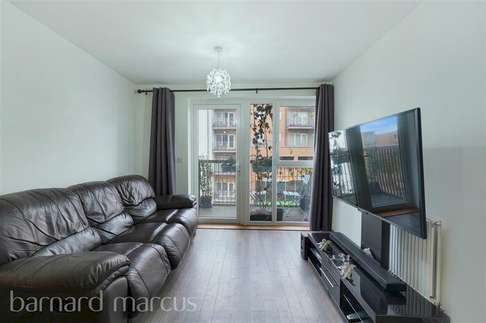 2 Bedroom Apartment To Rent In Whitestone Way, Croydon, CR0