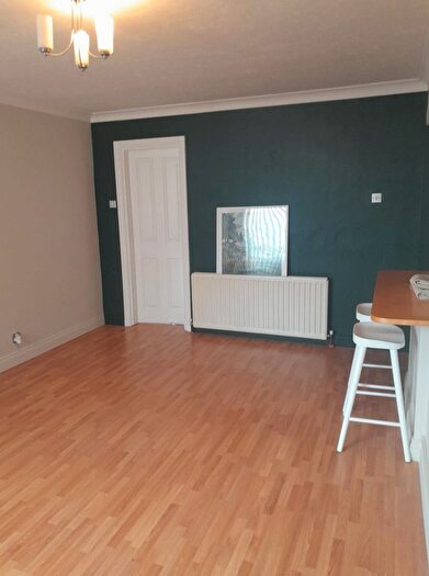2 Bedroom Flat To Rent In Canterbury Road, DH1