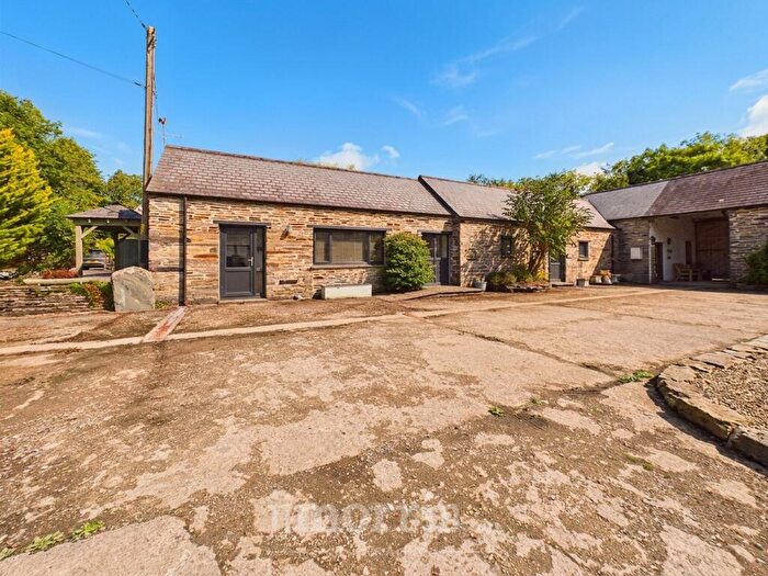 3 Bedroom Semi-Detached House For Sale In Lon Helyg, Llechryd, SA43