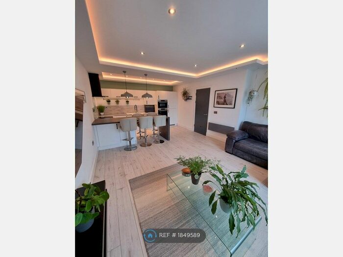 1 Bedroom Flat To Rent In Isaac Way, Manchester, M4