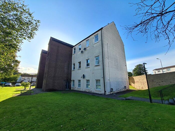 2 Bedroom Flat To Rent In Riverside Court, Flat, Balloch, G83