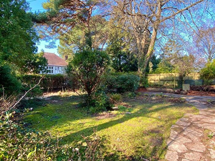2 Bedroom Flat For Sale In Ground Floor Garden Apartment, Spur Hill Avenue, Lower Parkstone, BH14