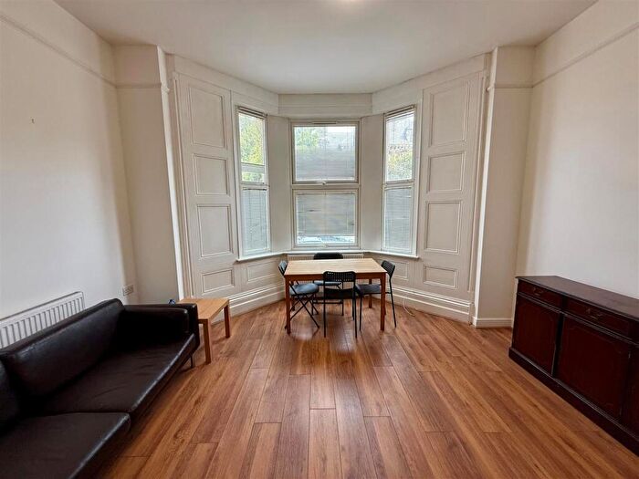 1 Bedroom Flat To Rent In Richmond Cres, Roath, CF24