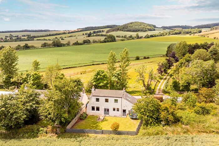 4 Bedroom Detached House For Sale In Fincraigs Farm Cottages, Cupar, Gauldry, KY15