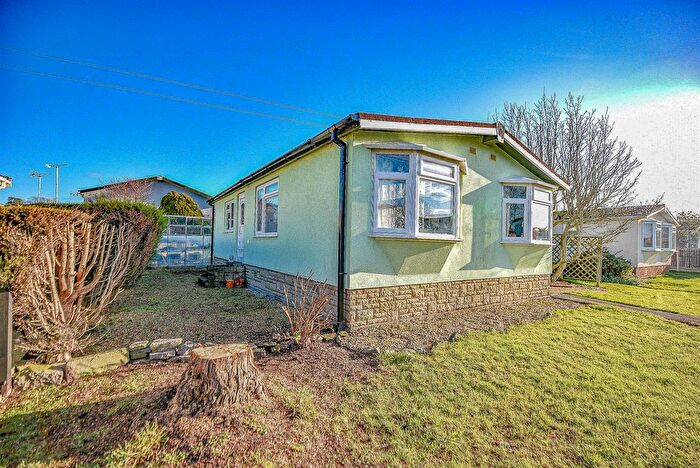 2 Bedroom Park Home For Sale In Berkeley Vale Park, Berkeley, GL13