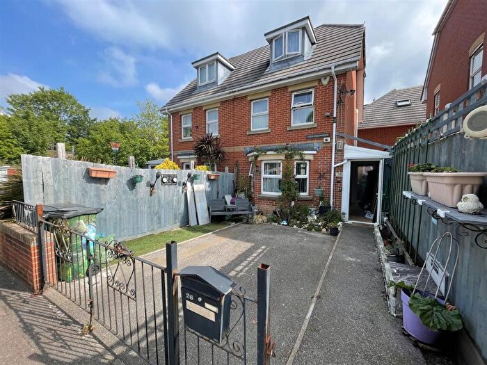 3 Bedroom Semi-Detached House For Sale In Paisley Road, Bourn, BH6