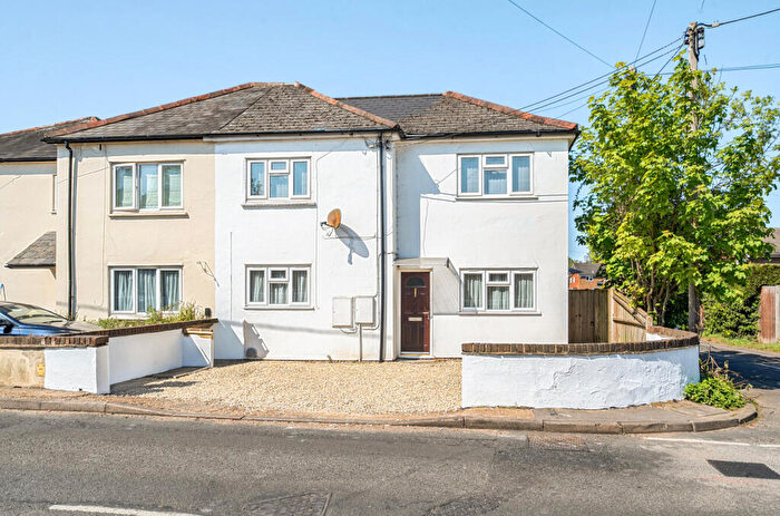 2 Bedroom Maisonette For Sale In Shawfield Road, Ash, Surrey, GU12