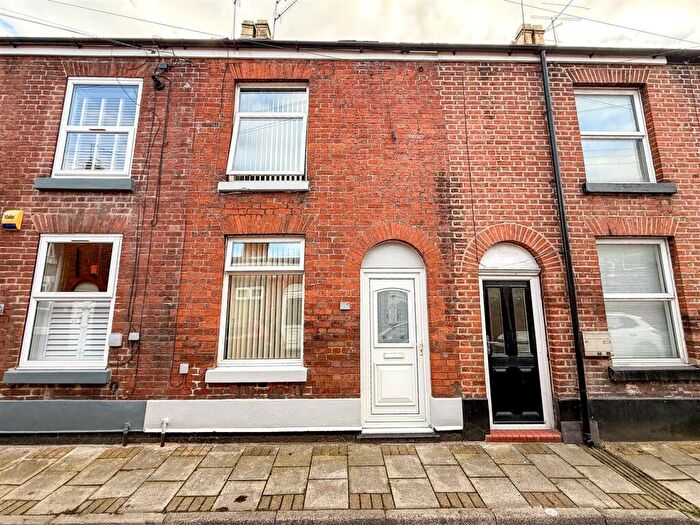 2 Bedroom Terraced House For Sale In Holford Street, Congleton, CW12