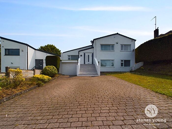 5 Bedroom Link Detached House For Sale In Royal Oak Avenue, Blackburn, BB1