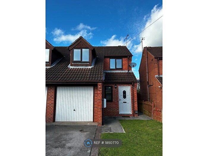 2 Bedroom Semi-Detached House To Rent In Maun Crescent, New Ollerton, Newark, NG22