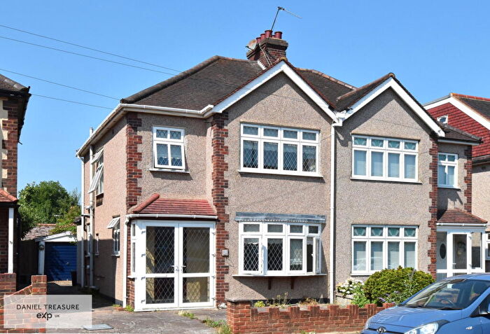 3 Bedroom Semi-Detached House For Sale In Princes Plain, Bromley, BR2
