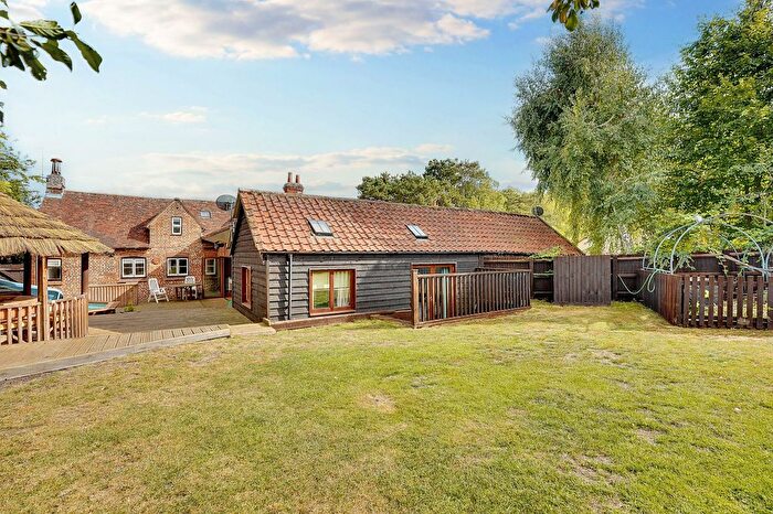 4 Bedroom Semi-Detached House For Sale In Little Green, Cheveley, CB8