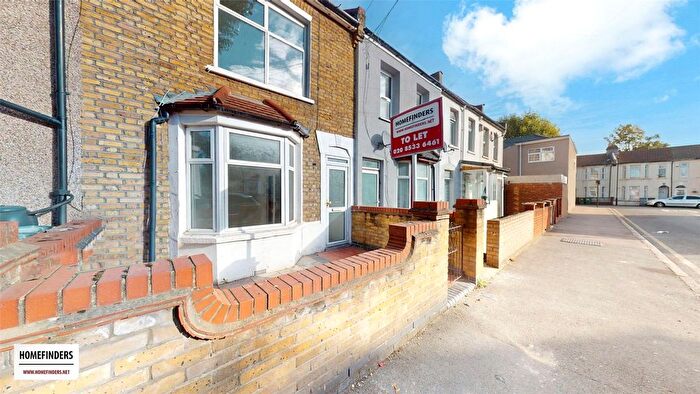 4 Bedroom Terraced House To Rent In Woodstock Road, Forest Gate, E7