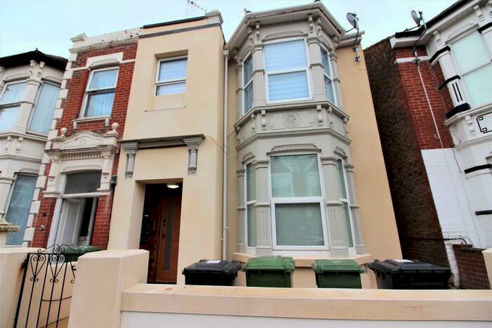 1 Bedroom Apartment To Rent In Festing Grove, Southsea, PO4