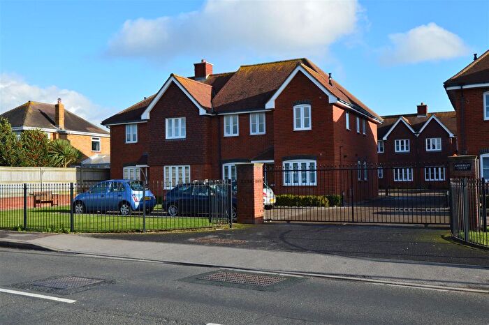 2 Bedroom Flat To Rent In Amberley Court, Stubbington, PO14