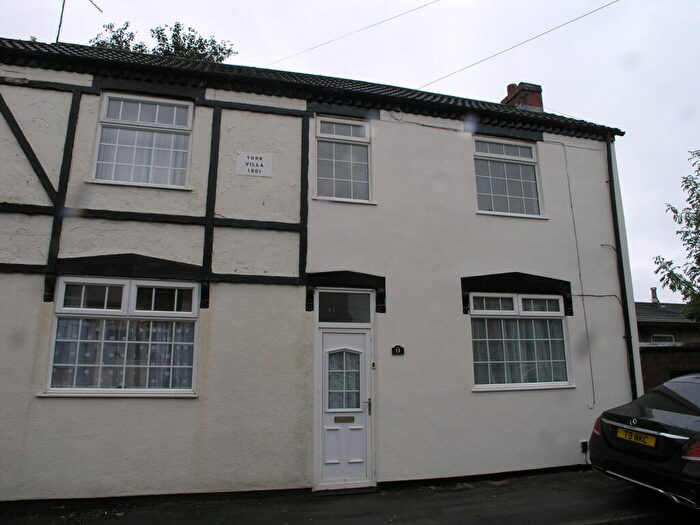 2 Bedroom Semi-Detached House To Rent In Victoria Street, Brierley Hill, DY5