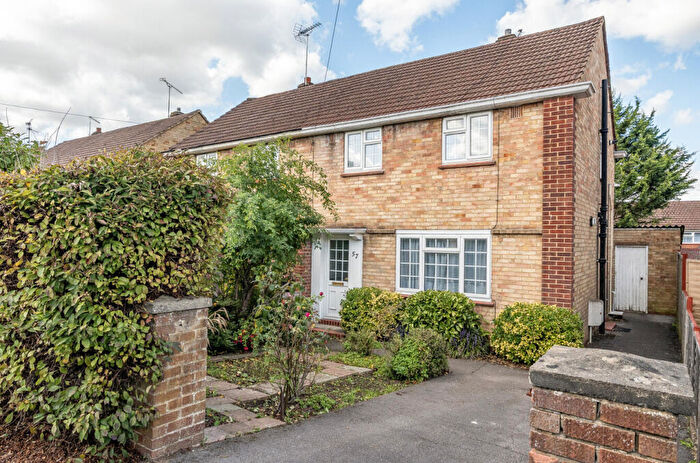 3 Bedroom End Of Terrace House To Rent In Upper Way, Farnham, Surrey, GU9