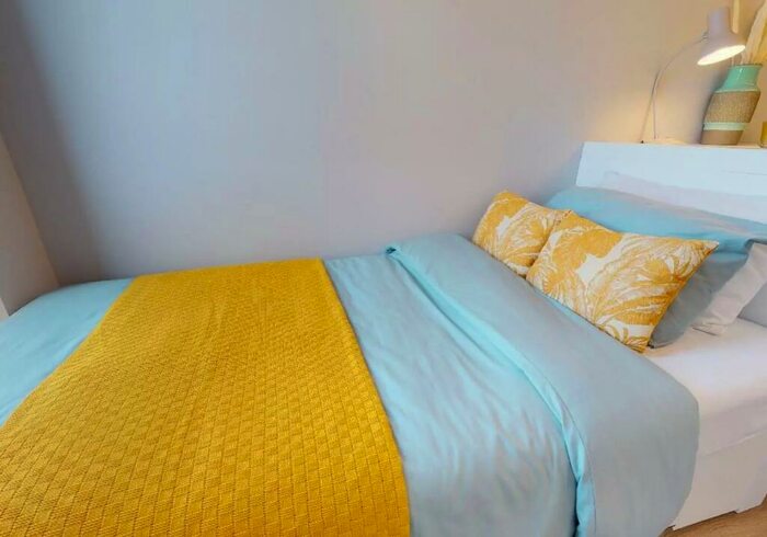 Flat To Rent In Iq Eastside Court, E1