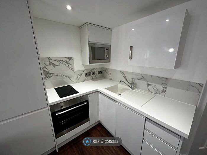 1 Bedroom Flat To Rent In Clifton Road, Bristol, BS8