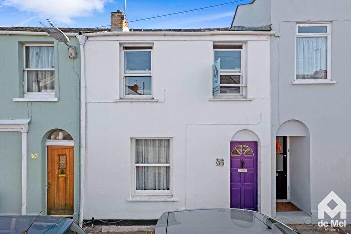 3 Bedroom Terraced House For Sale In Union Street, Cheltenham, GL52
