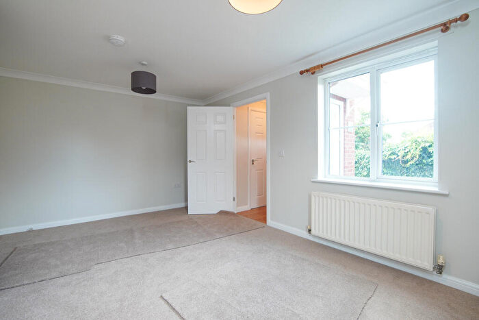 2 Bedroom End Of Terrace House To Rent In Montreal Avenue, Horfield, BS7