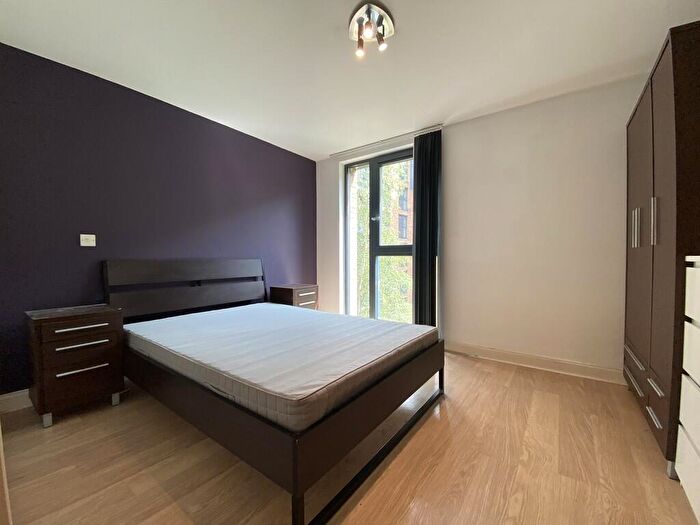 1 Bedroom Apartment To Rent In Southside, B5