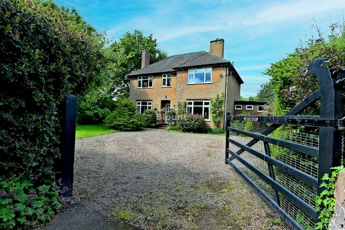 4 Bedroom Detached House For Sale In Netherfield Lane, Meden Vale, NG20
