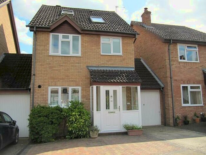 4 Bedroom Detached House To Rent In Chineham, Basingstoke, RG24