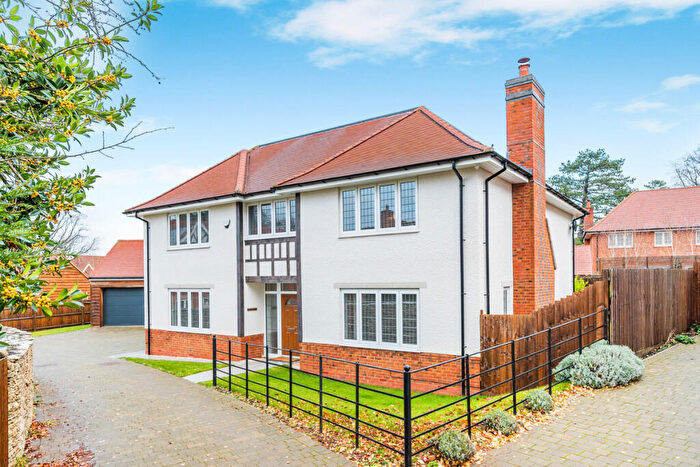 5 Bedroom Detached House For Sale In Besses Lane Towcester, Northamptonshire, NN12