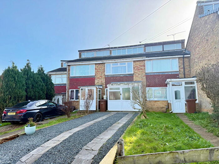 2 Bedroom Terraced House For Sale In Perfect For First Time Buyers With Off Road Parking - Southwell Road, ME2