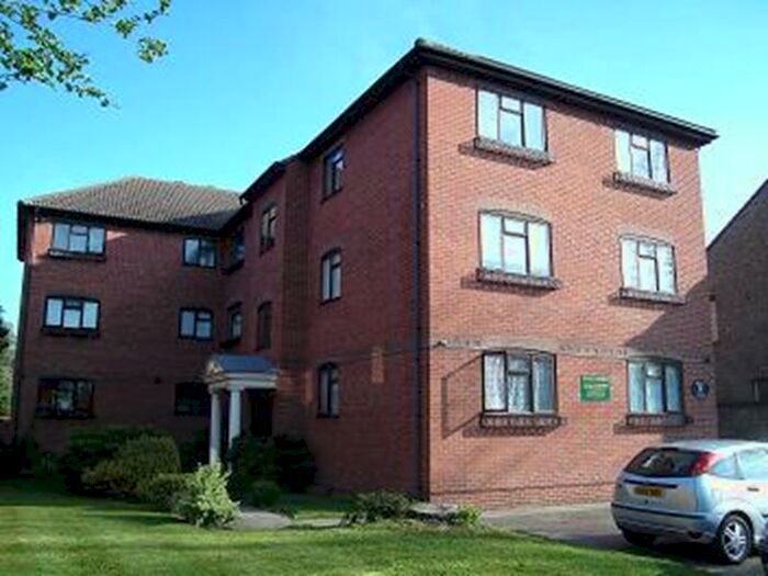 1 Bedroom Flat To Rent In Beech Court, Bromham Road, MK40