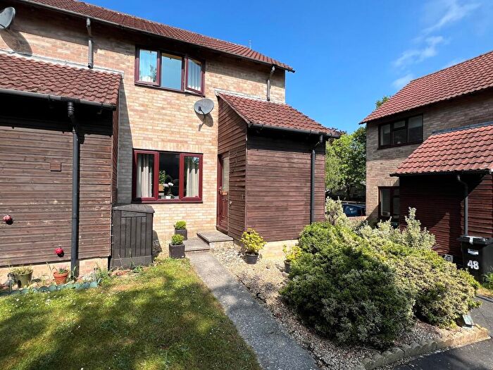 2 Bedroom End Of Terrace House For Sale In Eastlands, New Milton, Hampshire., BH25