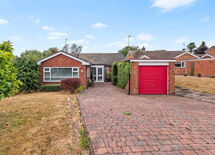 3 Bedroom Detached Bungalow For Sale In Brook End Drive, Henley-In-Arden, B95
