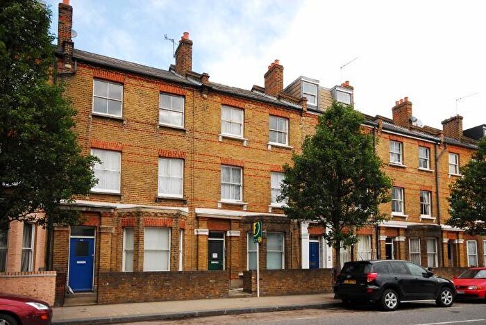 1 Bedroom Flat For Sale In Lots Road, London, SW10