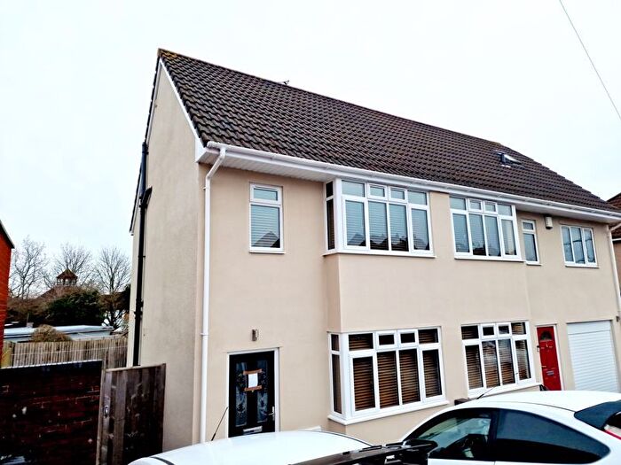 3 Bedroom Semi-Detached House To Rent In Wallscourt Road South, Filton, Bristol, BS34