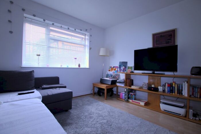 2 Bedroom Property To Rent In Cromwell Road, Wimbledon, London, SW19