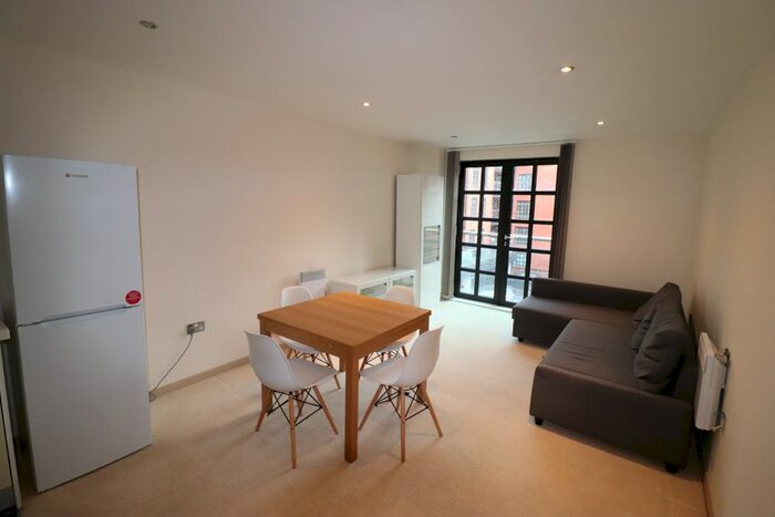 2 Bedroom Flat To Rent In St. Pauls Square, Birmingham, B3