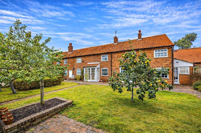 7 Bedroom Detached House For Sale In Chapel Lane, Farnsfield, Newark, NG22