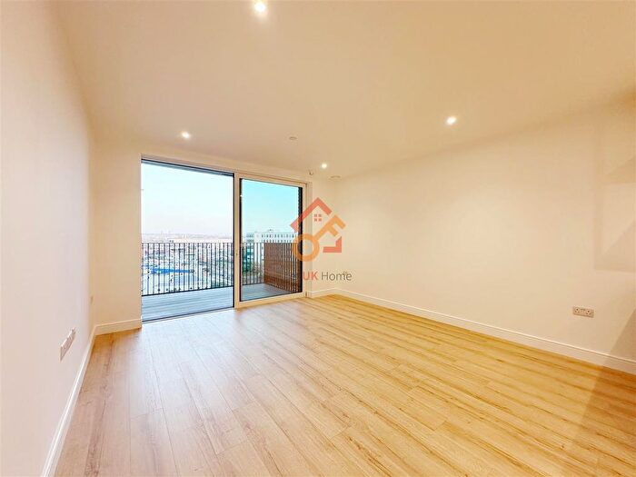 1 Bedroom Flat To Rent In Waterview House, Quay Walk, Wembley, HA0