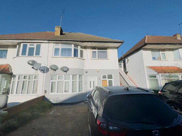2 Bedroom Flat To Rent In Harrow, HA2