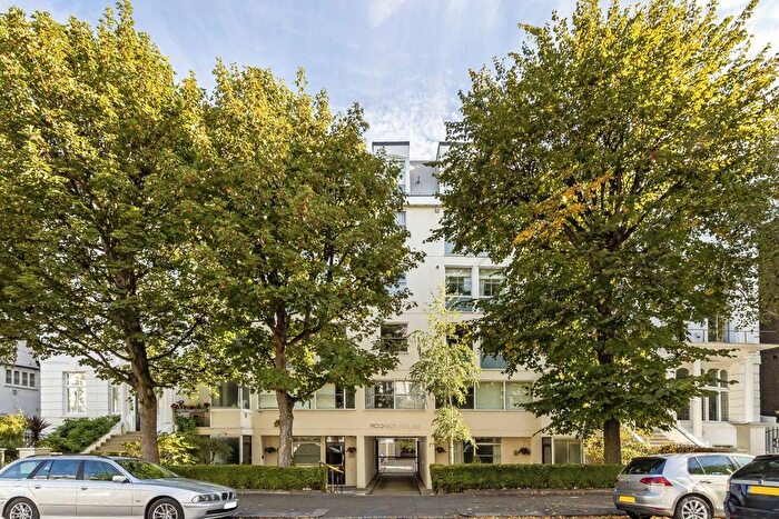 2 Bedroom Flat To Rent In Pembridge Crescent, Notting Hill, W11